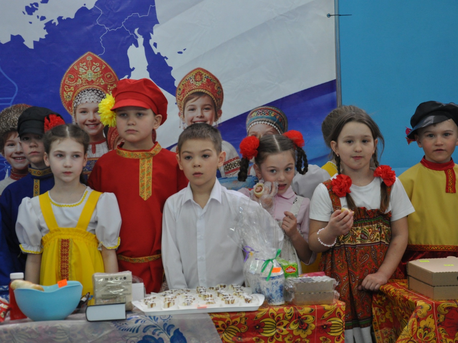 Озерновские школьники собрали больше ста тысяч рублей в поддержку участников СВО.